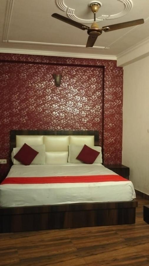 The Mars Hotel New Delhi