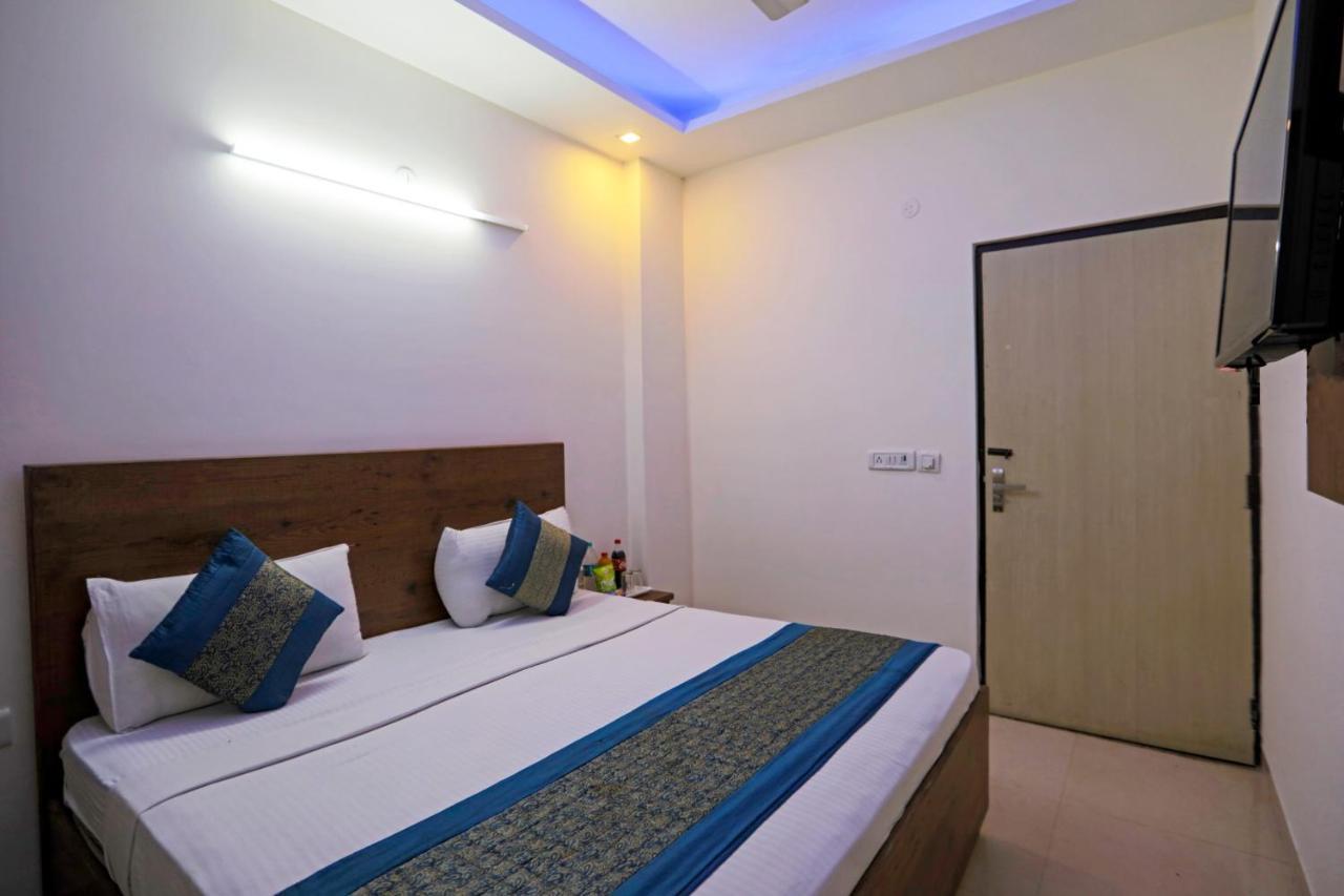 The Mars New Delhi