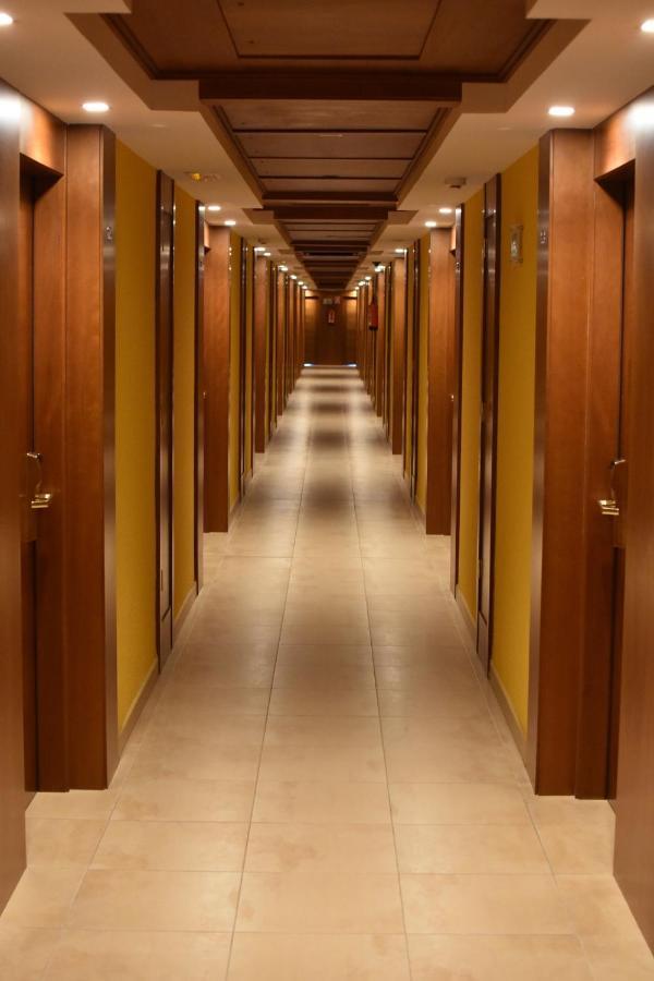 Hotel The Mars New Delhi